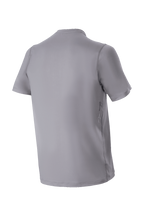 Camisola de Manga Curta Alpinestars A-Dura Astar, cinzento escuro, vista traseira da camisola de BTT, com parte traseira mais comprida e marca lateral discreta, textura em jacquard para performance em ciclismo