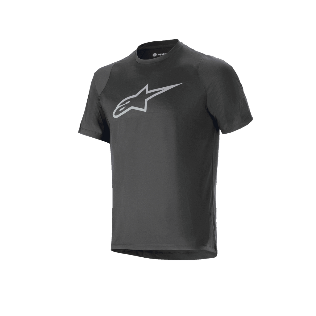Alpinestars A-Dura Dri Oscar Jersey, camisola de manga curta, preta refletora, com um grande logótipo Alpinestars prateado e refletor no peito, camisola técnica de BTT com corte regular