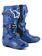 Botas Alpinestars Tech 10, botas de motocross, azul e preto, com um sistema de fecho de fivela tripla, logótipo de estrela Alpinestars branco na canela, estrutura em TPU robusta e sola reforçada para desempenho em todo-o-terreno