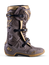 Bota de motocross Alpinestars Tech 10 Air Gold Edição Limitada em Earth Brown Gold com concha protetora em TPU.