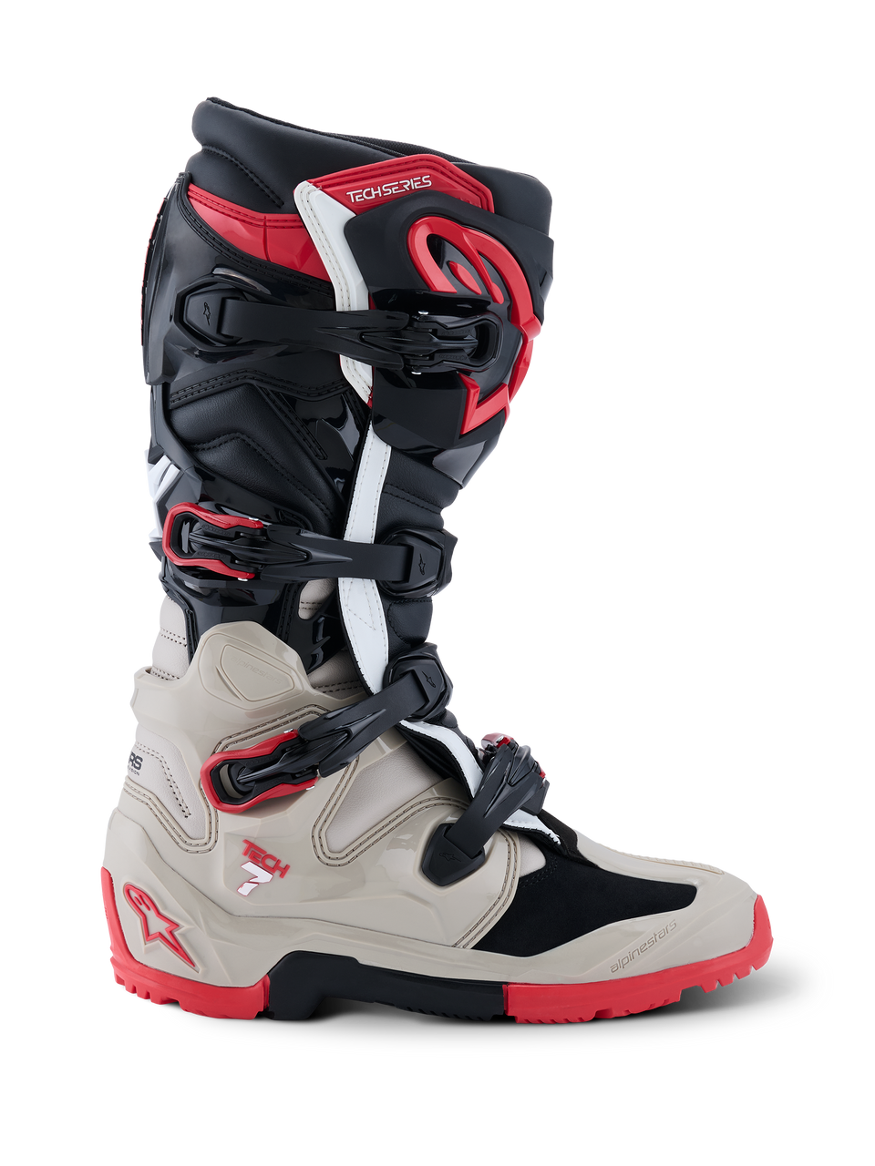 Botas Alpinestars 2026 Tech 7 Enduro, botas de motociclismo off-road em preto, cinzento claro e vermelho brilhante, vista de perfil lateral mostrando o sistema de fivelas múltiplas e extensa proteção contra impactos em TPU.