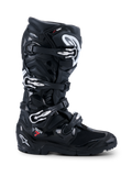 Alpinestars 2026 Tech 7 Enduro Drystar® Boots, botas de motociclismo off-road pretas, vista de perfil com quatro fechos de fivela prateados, sola enduro de composto duplo robusta e proteção TPU extensa com acabamentos em preto mate e brilhante.