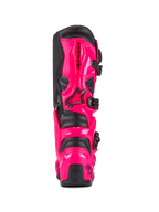 Botas Alpinestars Tech 7, botas de motocross, rosa diva e preto, vista traseira mostrando a proteção de calcanhar e panturrilha em TPU de alto impacto, sistema de fivelas pretas, construção durável para condução todo-o-terreno