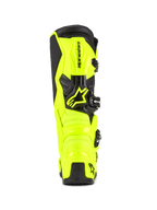 Botas de Motocross Alpinestars Tech 7, Amarelo Fluo e Preto, vista traseira a mostrar a construção protetora em TPU e a proteção de calcanhar, logótipo Alpinestars proeminente, design vibrante de alta visibilidade para desempenho off-road