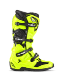 Botas Alpinestars Tech 7, botas de motocross, Amarelo Fluo e Preto, vista de perfil lateral apresentando uma concha em TPU amarelo néon brilhante com quatro fivelas pretas, calcanhar e biqueira reforçados, sistema de pivô para flexibilidade e estética de corrida profissional off-road