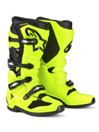 Botas de Motocross Alpinestars Tech 7, Amarelo Fluo e Preto, com sistema de fecho de quatro fivelas, concha protetora em TPU, logótipo Astars preto na canela e sola resistente de composto duplo para corridas off-road