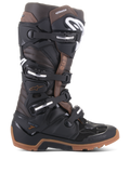 Alpinestars Tech 7 Enduro Boots, botas de motociclismo todo-o-terreno, pretas e castanho escuro, múltiplas fivelas ajustáveis, sola de enduro robusta, construção protetora para a prática de enduro e motocross