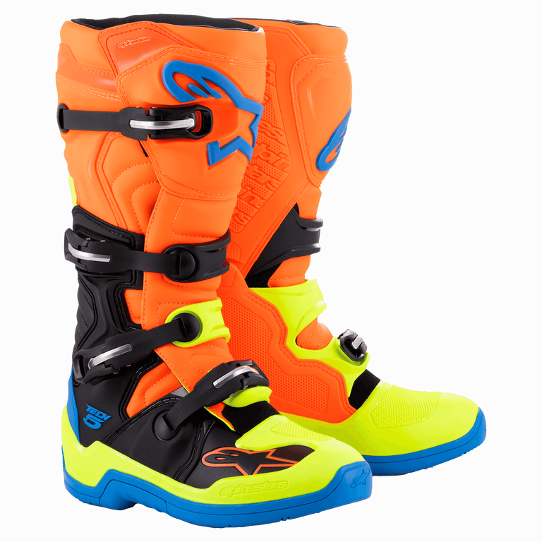 Tech 5 Botas