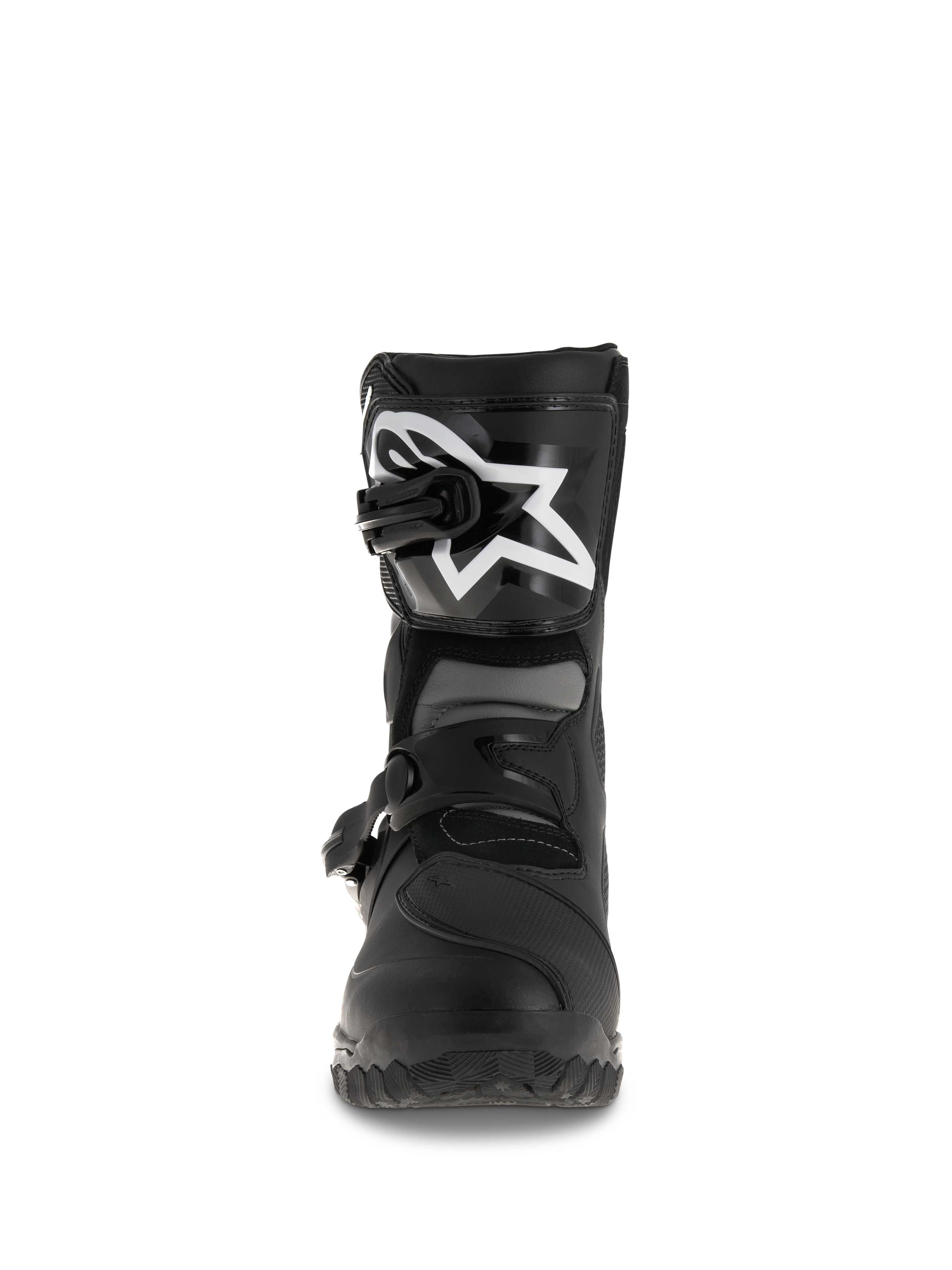 Botas Alpinestars Belize Drystar®, botas de motociclismo Adventure Touring, pretas, vista frontal com caneleira em TPU e logótipo branco grande, sistema de fecho de fivela dupla e sola vulcanizada robusta