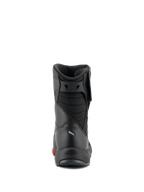 Alpinestars RT-7 Drystar® Boots, botas de motociclismo touring, pretas e vermelhas, vista traseira mostrando foles de Aquiles acolchoados e construção elegante, calçado de proteção impermeável para estrada e aventura