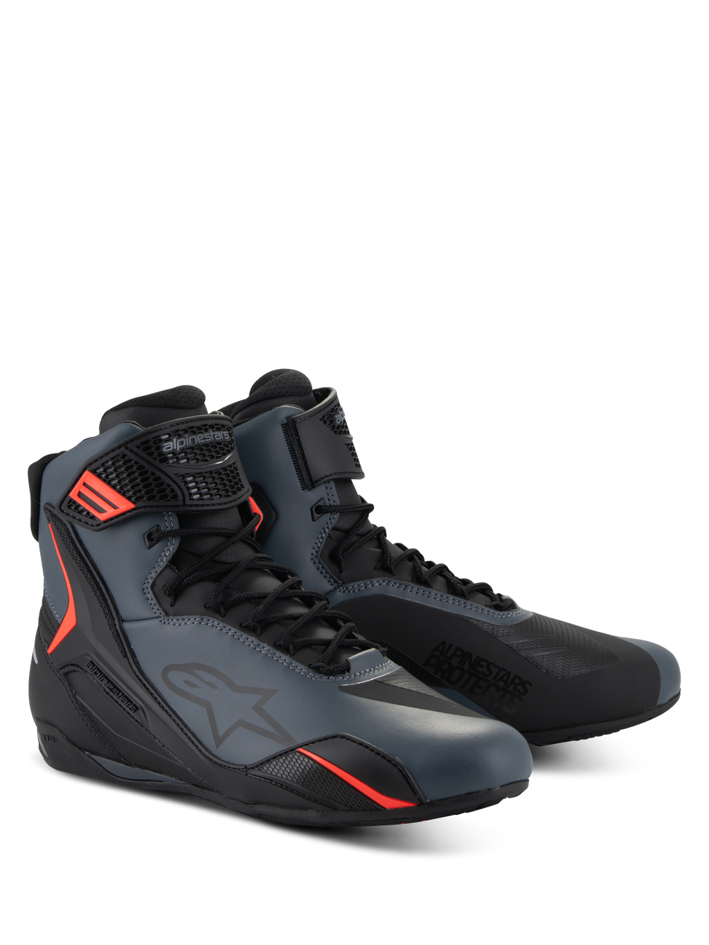 Sapatos Alpinestars Faster-4, sapatos de motociclismo, pretos, cinzentos e vermelho fluo, parte superior em microfibra sem costuras com painéis protetores em TPU, fecho de atacadores e tira de gancho e laço, perfil aerodinâmico desportivo para condução em estrada