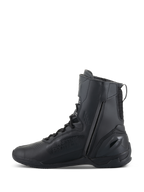 Alpinestars Superfaster Shoes, sapatos de motociclismo, pretos, perfil alto de 25 cm com fecho lateral interno longo e sistema de atacadores rápidos, design elegante em microfibra totalmente preta com calcanhar reforçado