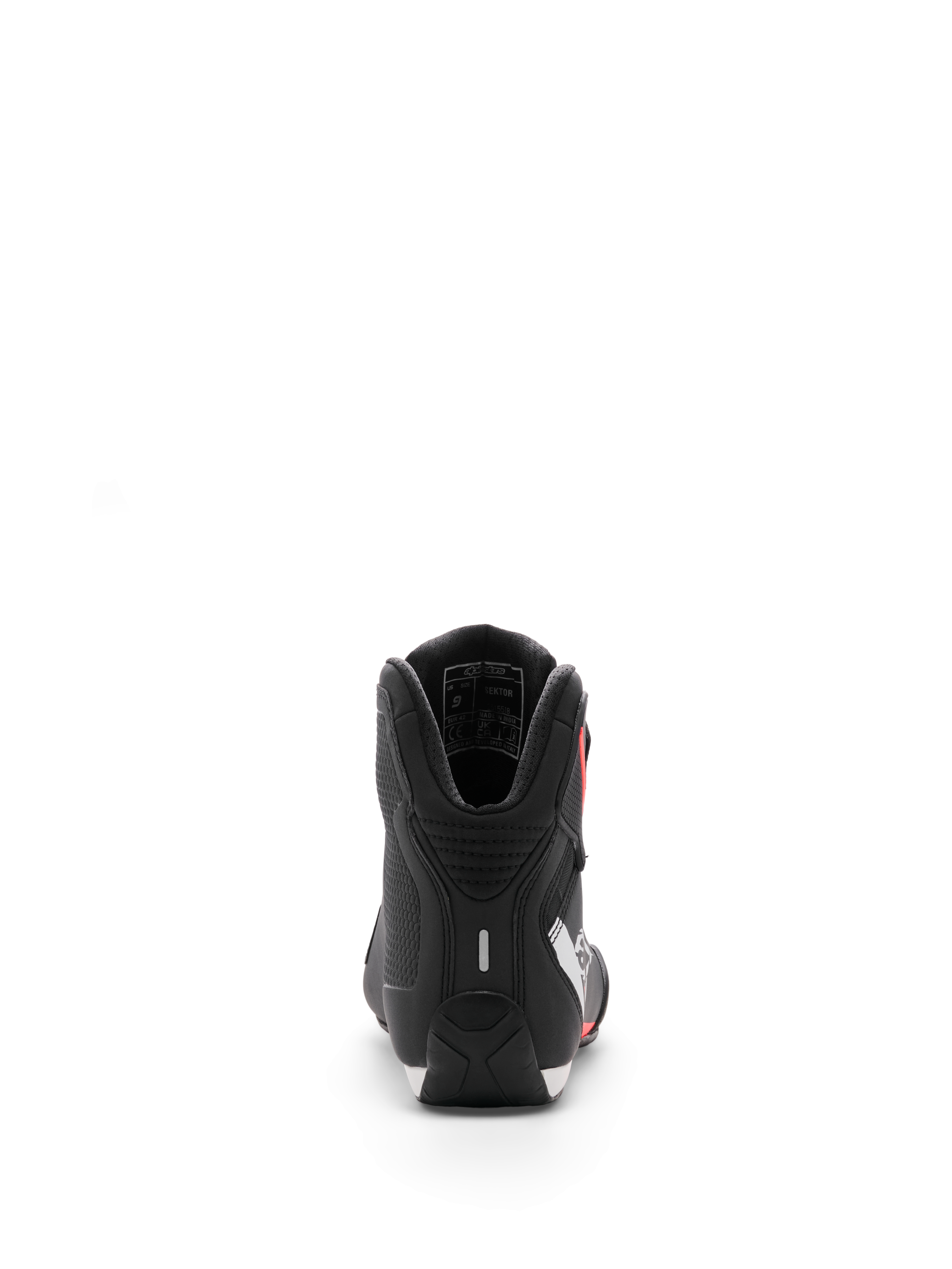 Sapato Alpinestars Sektor, sapatos de motociclismo, preto, branco e vermelho fluo, vista traseira focada no calcanhar e acolchoamento interno do tornozelo, acabamento elegante em microfibra para uso desportivo e em estrada