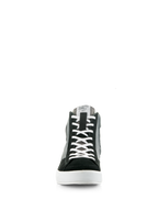 Sapatos Alpinestars Stated, preto, cinzento e branco, vista frontal de sapatilhas de cano alto para motociclismo, atacadores brancos, biqueira em camurça preta, painéis em lona cinzenta, sola vulcanizada branca, estilo urbano street