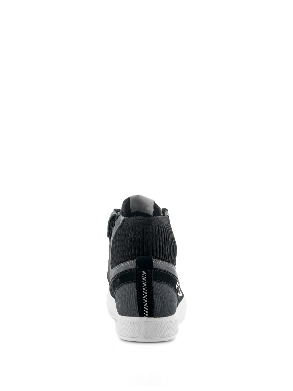Alpinestars Stated Shoes, sapatos urbanos para motociclismo, Preto, Cinzento e Branco, vista traseira apresentando sola vulcanizada branca, parte superior em camurça cinzenta e lona, colarinho do tornozelo em malha tricotada preta com marca 'AST63' e costura vertical em ziguezague branca no calcanhar.