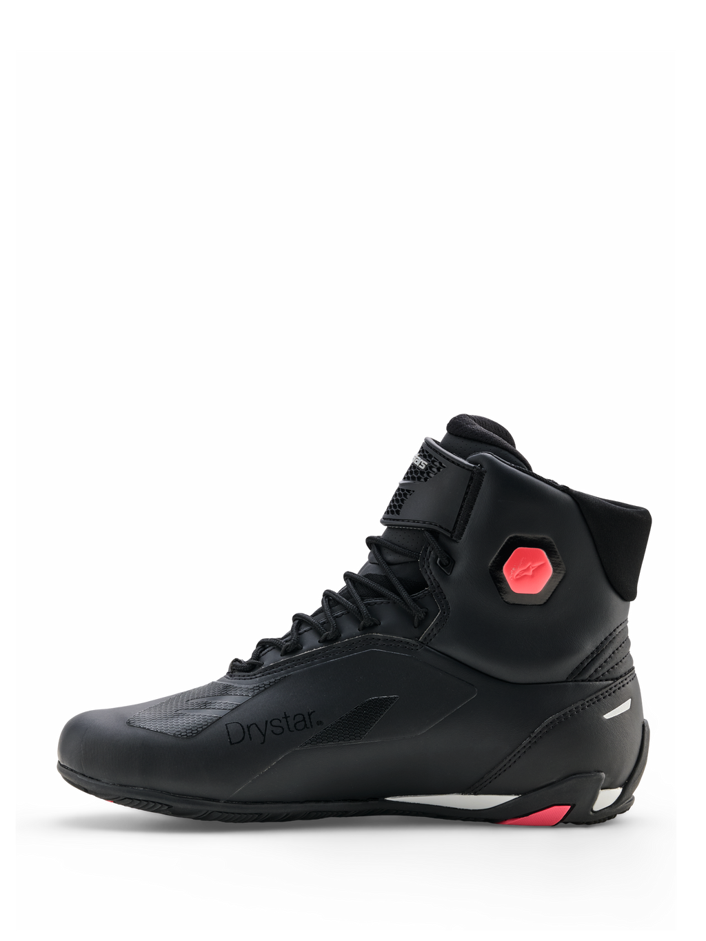 Sapatos Alpinestars Stella Faster-4 Drystar®, sapatos de motociclismo para mulher, pretos e Coral Fluo, vista de perfil lateral mostrando a parte superior em microfibra sem costuras, fecho de atacadores e detalhe de proteção do tornozelo em coral
