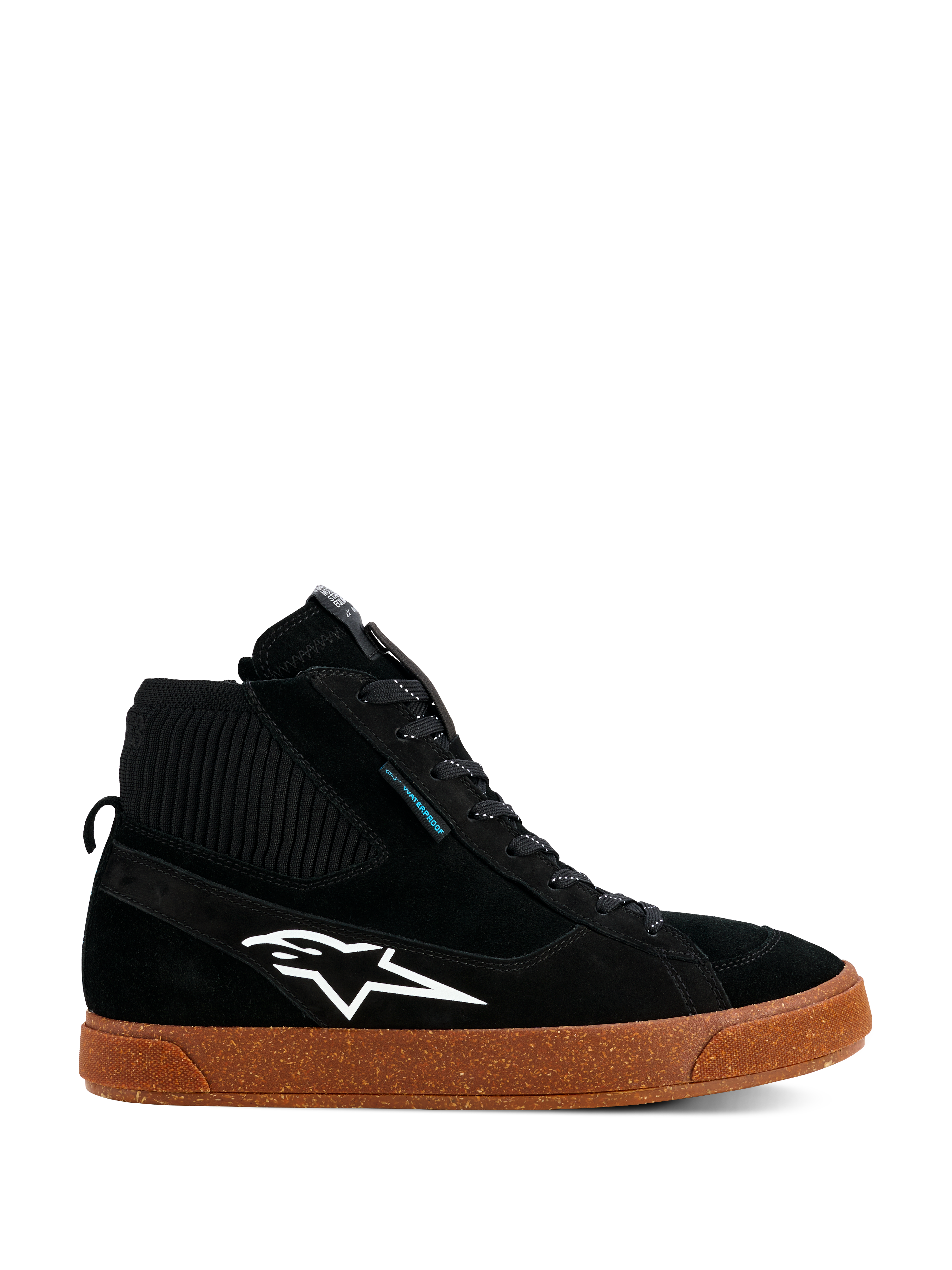 Alpinestars Stated Waterproof Shoes, sapatilhas altas de motociclismo pretas, construção em camurça e malha, logótipo Alpinestars branco, sola vulcanizada de borracha castanha salpicada, calçado urbano para motociclismo, design moderno inspirado no skate