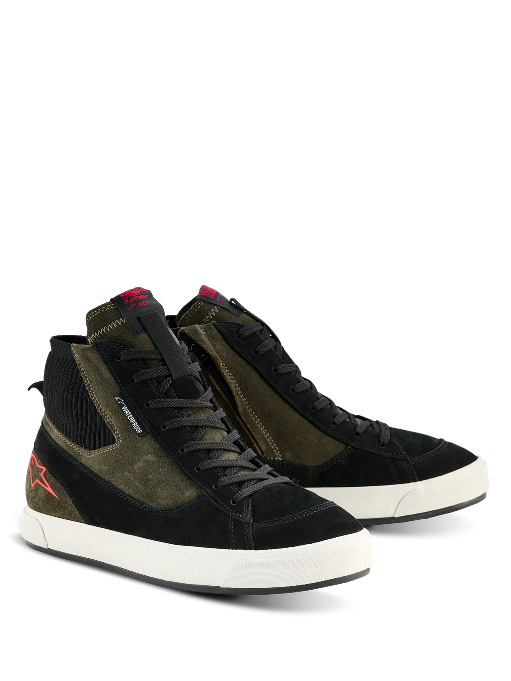 Sapatos Stated Impermeáveis