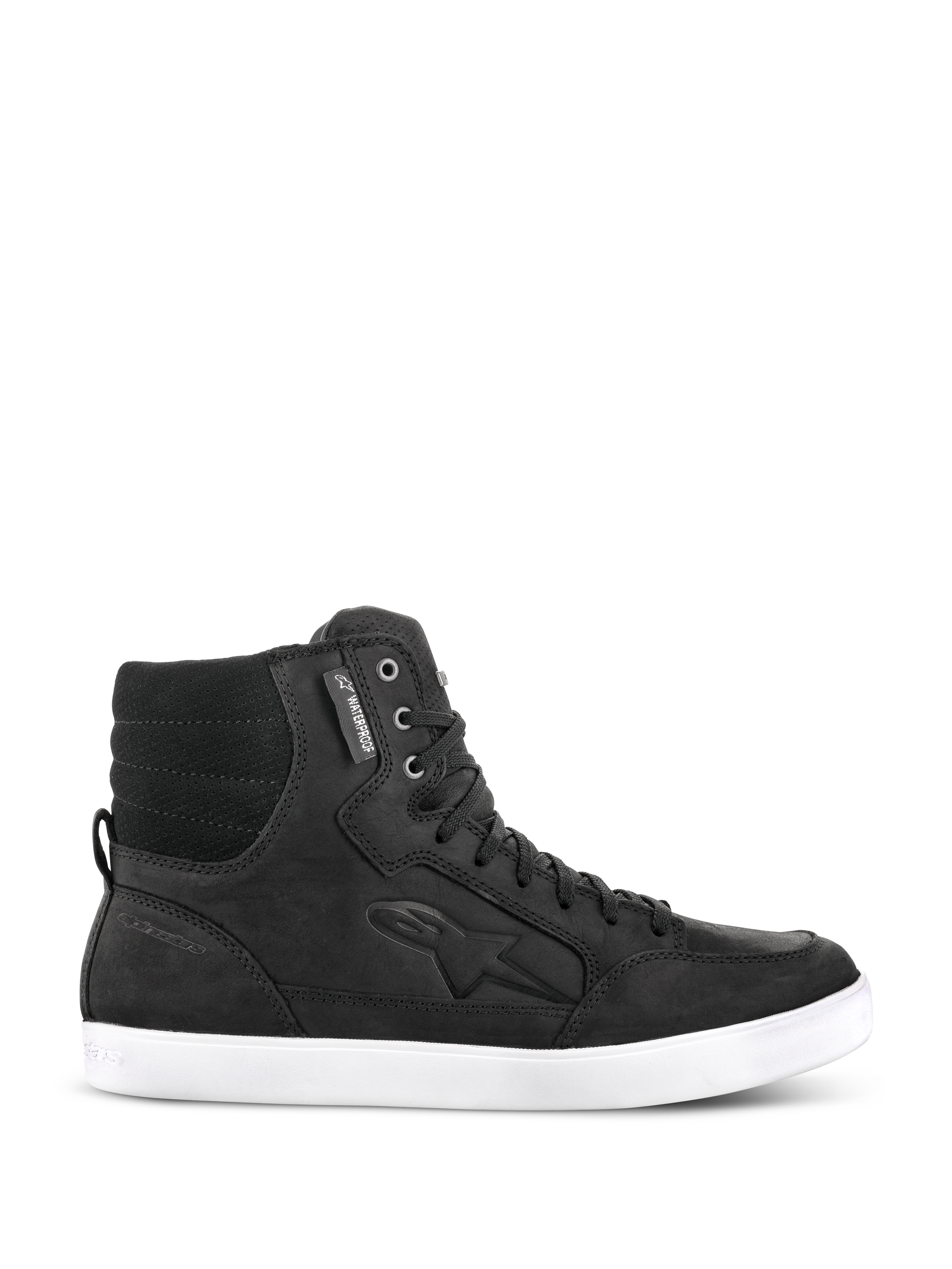 Alpinestars J-6 Waterproof Shoe, sapatilha de condução urbana preta, calçado de motociclismo de cano alto em pele com sola rasa branca, tornozelo acolchoado e pespontado, ilhoses metálicos, etiqueta de impermeabilidade, logótipo lateral em relevo, design de inspiração urbana para uso diário