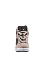 Alpinestars J-6 Waterproof Shoe em Preto Flint Branco, vista frontal, sapato de motociclismo estilo ténis em couro premium com atacadores bege, língua preta perfurada e sola branca com efeito desgastado