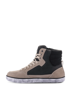 Alpinestars J-6 Waterproof Shoe, sapato para motociclismo, Black Flint White, estilo sapatilha de cano alto com painéis em pele cinzento flint e preto, atacadores creme e sola de borracha branca marmoreada, design urbano casual para motociclismo