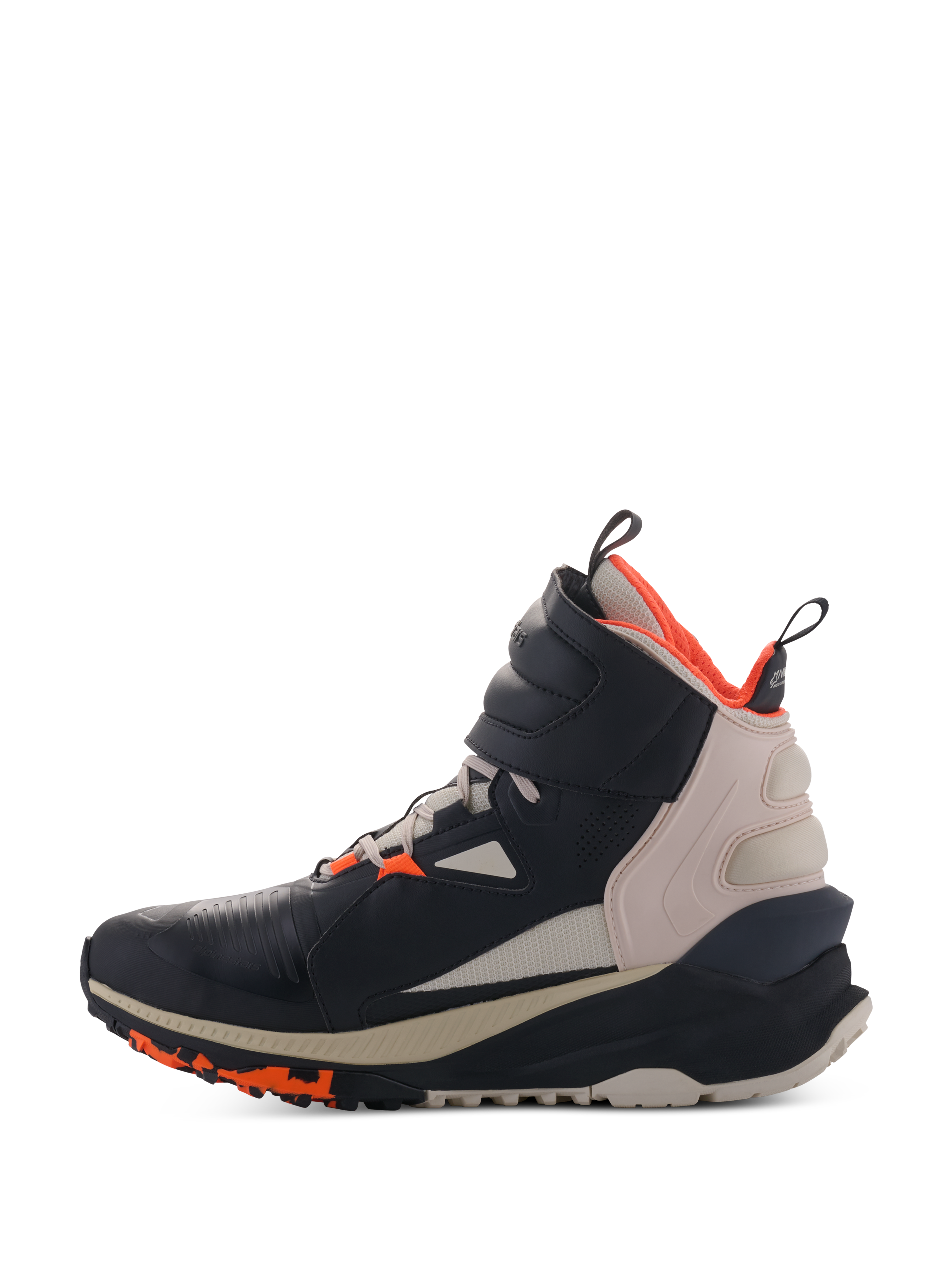 Sapatos Alpinestars Speedstreet, Black Almond Hot Orange, sapato de condução de motociclo de cano alto com parte superior em microfibra, painel de calcanhar bege amêndoa e forro laranja vibrante, com uma tira larga no tornozelo e sola texturizada, design de inspiração streetwear urbana