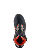 Alpinestars Speedstreet Shoes, sapatos para motociclismo, Black Almond Hot Orange, vista superior mostrando a parte superior em microfibra preta com detalhes cor de laranja, atacadores cinzento amêndoa e tira ergonómica de gancho e laço, design urbano inspirado no desporto motorizado