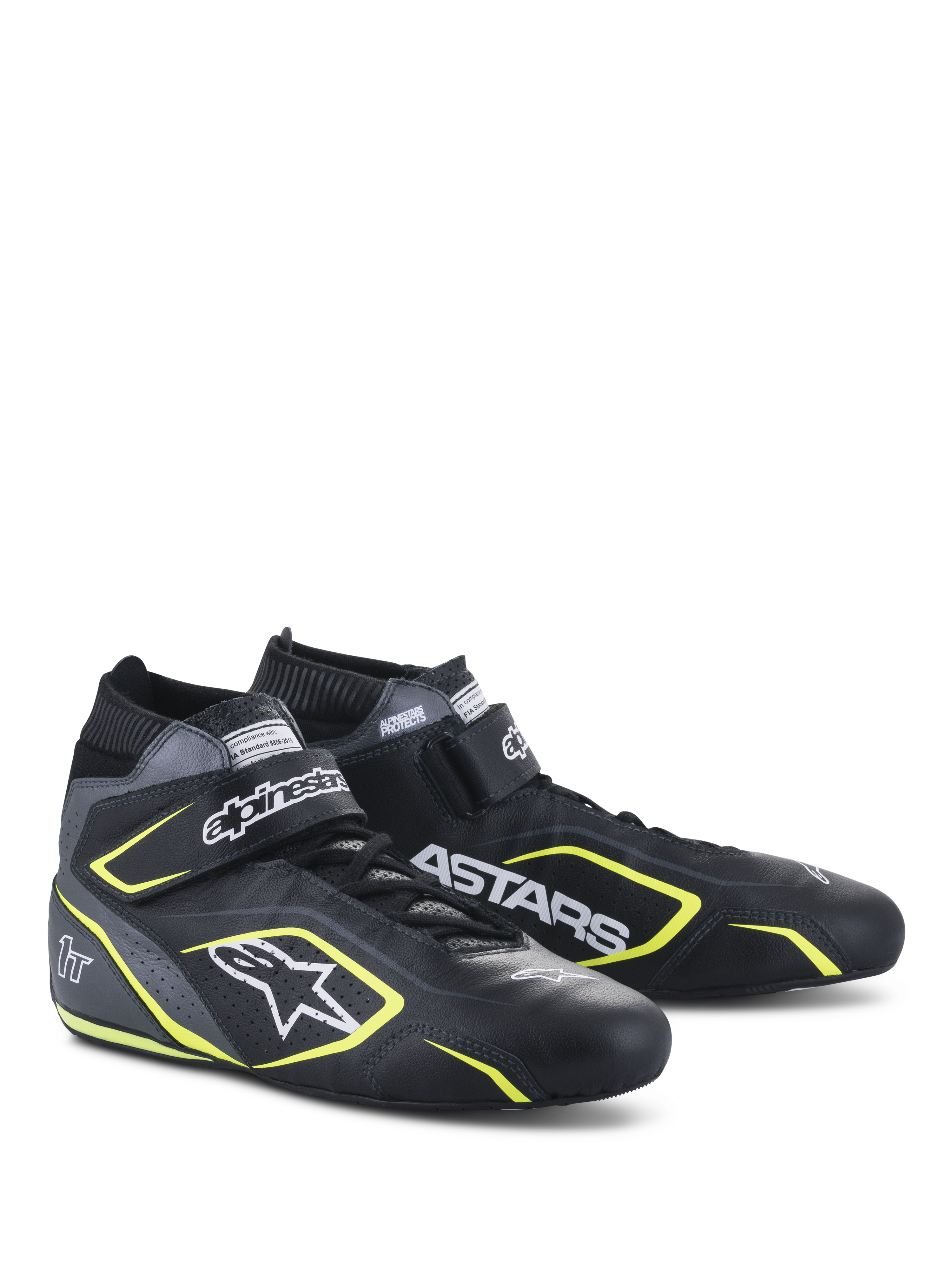 Alpinestars Tech-1 T V3 Shoes FIA, sapatos de automobilismo, pretos, cinzento e amarelo néon, construção integral em couro com tira de velcro, detalhes em amarelo néon, logótipos brancos proeminentes Alpinestars e ASTARS, design profissional de desporto motorizado