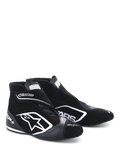 Alpinestars SP+ Shoes N, sapatilhas para automobilismo, pretas e brancas, com um grande logótipo de estrela branco, design de cano alto com tira no tornozelo, construção em camurça e couro, e sola fina de performance