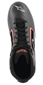 Sapatos Alpinestars Tech-1 K Start V2, sapatos de karting, Preto Asphalt e Laranja Fluo, vista superior, com atacadores pretos, logótipo de estrela branco na biqueira e painéis perfurados respiráveis com detalhes em laranja vibrante