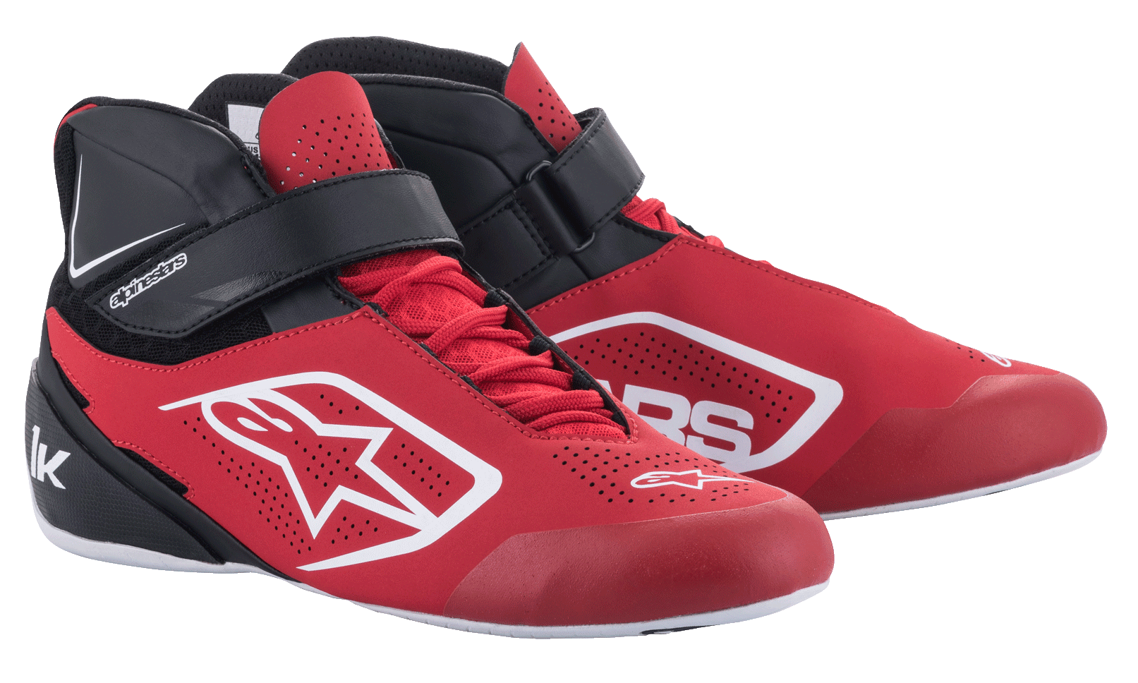 Sapatos de Karting Alpinestars Tech-1 K V2, vermelhos, pretos e brancos, calçado de corrida de cano médio com atacadores vermelhos e tira de tornozelo preta de gancho e laço, parte superior em microfibra perfurada com logótipos Alpinestars brancos, design ergonómico para karting profissional