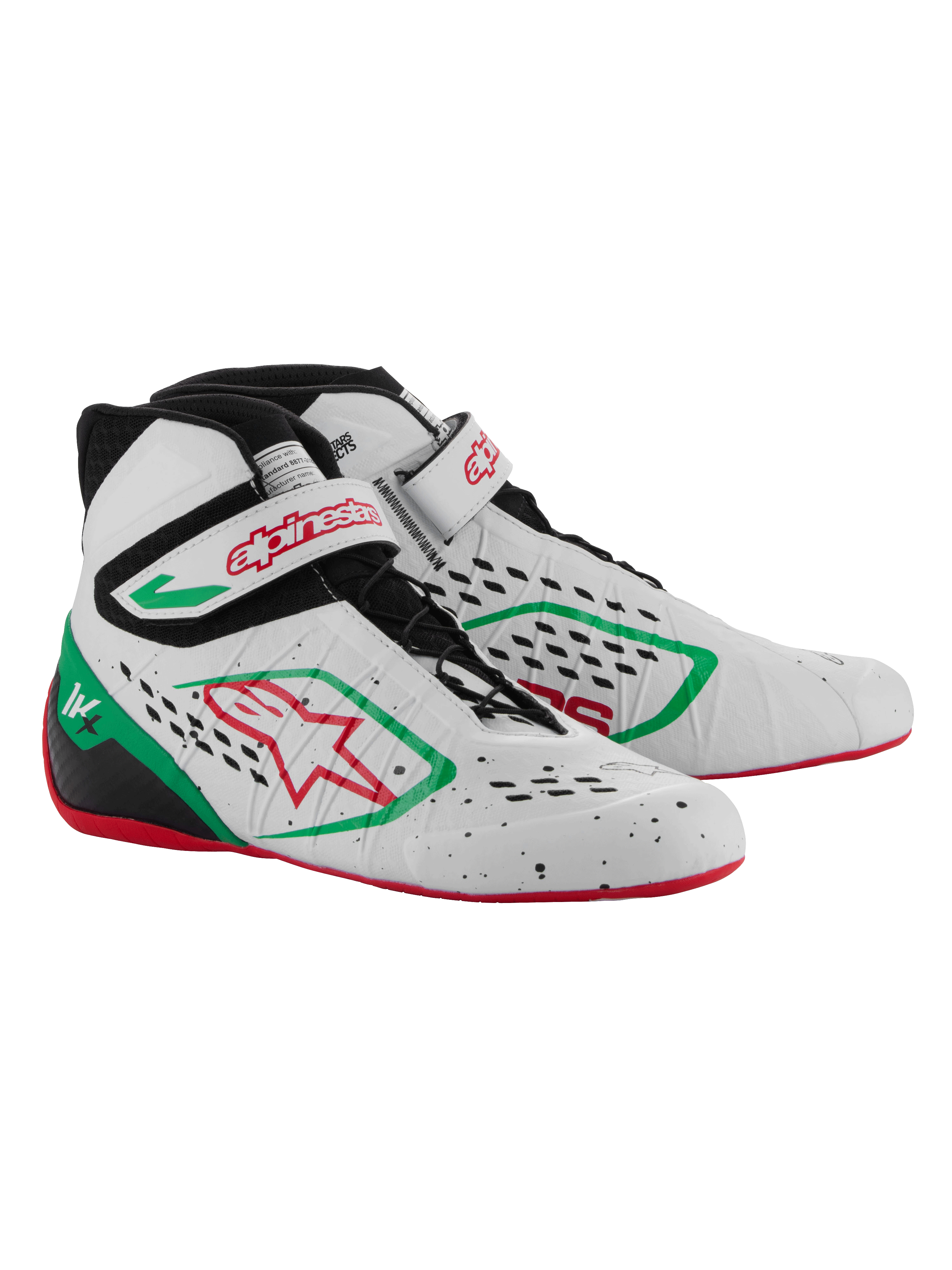 Sapatos de Karting Alpinestars Tech-1 KX V3, brancos, verdes e vermelhos, com parte superior termossoldada sem costuras e perfurações cortadas a laser, atacadores assimétricos, tira de velcro com logótipo vermelho e sola fina de borracha vermelha.