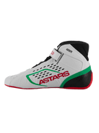 Sapatos Alpinestars Tech-1 KX V3, calçado de karting, branco, verde e vermelho, vista de perfil lateral, com marca ASTARS vermelha e risca verde, colarinho preto com perfurações cortadas a laser, sola vermelha fina para sensibilidade aos pedais
