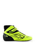 Sapatos de Karting Alpinestars Tech-1 KX V3, Amarelo Fluo e Preto, vista de perfil lateral com logótipo Alpinestars proeminente, correia de tornozelo ajustável e perfurações cortadas a laser para respirabilidade, calçado profissional de desporto motorizado.