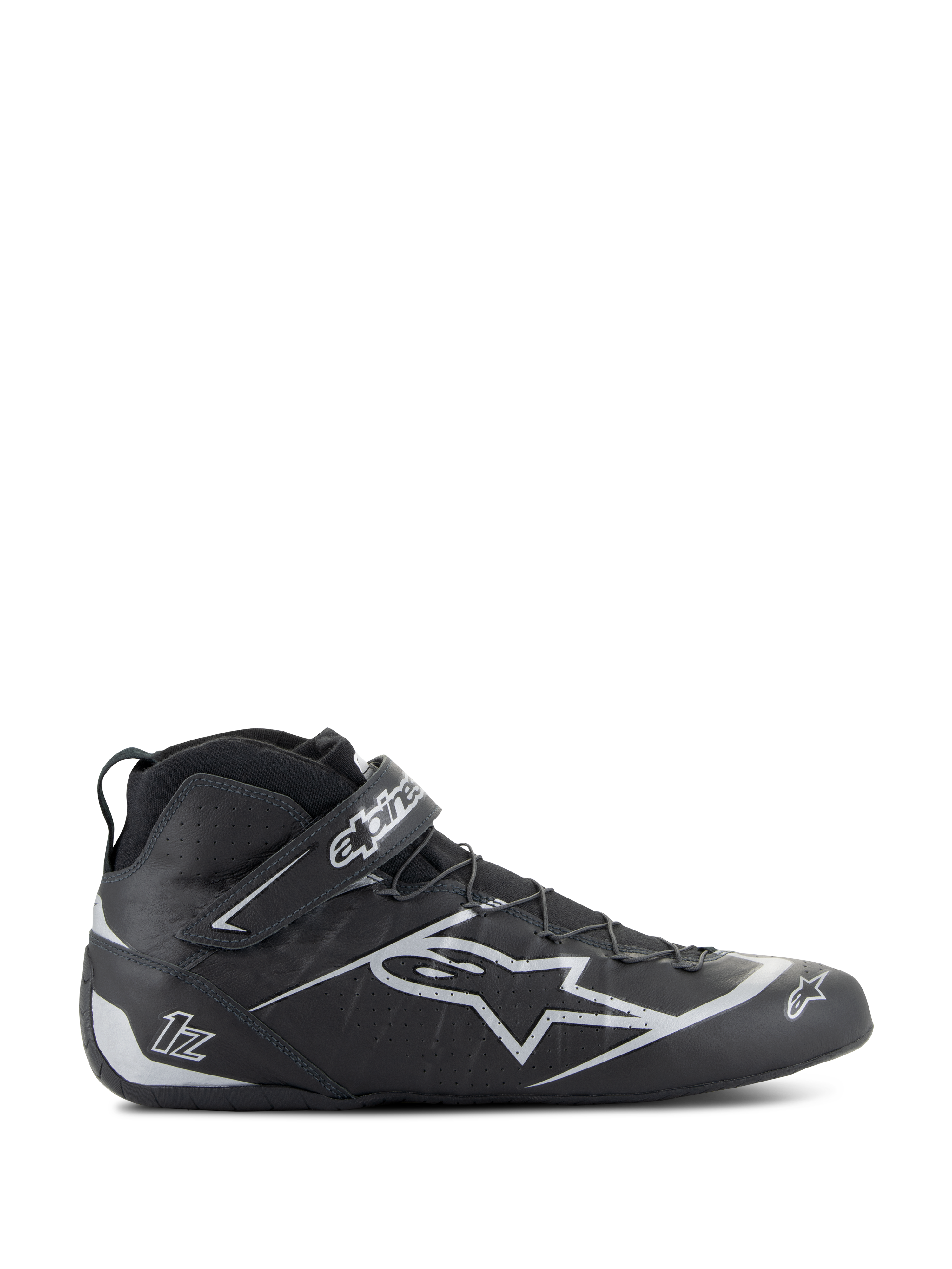 Alpinestars Tech-1 Z V3 Shoes FIA, sapatos de automobilismo pretos e prateados, perfil lateral de design de cano alto com logótipo de estrela prateado, fecho de tira de Velcro integrado, sistema de laço rápido, painéis de couro perfurados para respirabilidade, calçado profissional de desporto motorizado com certificação FIA