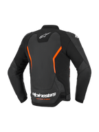 Alpinestars GP Force V2 Leather Jacket, casaco de motociclismo em pele, preto e vermelho fluo, vista traseira com logótipos Alpinestars brancos e texto "Racing Ahead" cor de laranja, detalhes angulares em vermelho fluo, construção multi-painel com mangas pré-curvadas