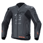 Alpinestars GP Plus R V4 Rideknit Leather Jacket, casaco de pele para motociclismo profissional, preto, logótipo de estrela tonal no peito, detalhes Rideknit vermelhos nos punhos e na bainha inferior, painéis de ventilação perfurados, sliders de ombro DFS, construção em pele premium com tecnologia RIDEKNIT integrada