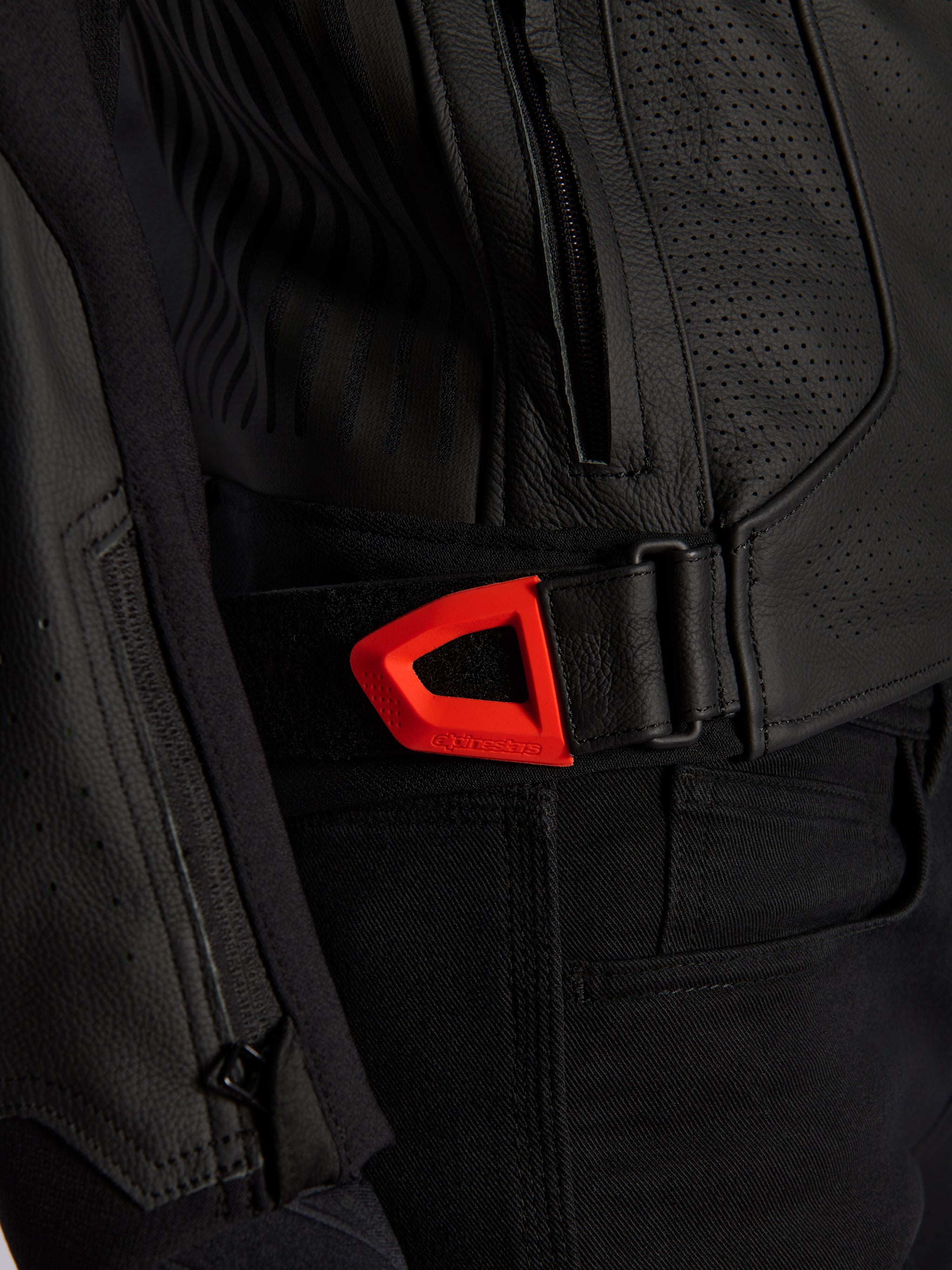 Casaco de Couro GP Plus R V4 Airflow