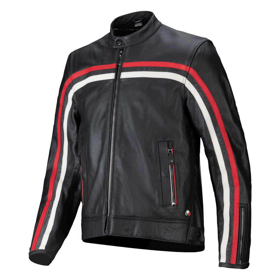 Alpinestars Dyno Leather Jacket, casaco de pele para moto, preto com riscas vermelhas e brancas, fecho de correr frontal, bolsos com zíper, colarinho com botão, textura lisa e brilhante, emblema italiano tricolor