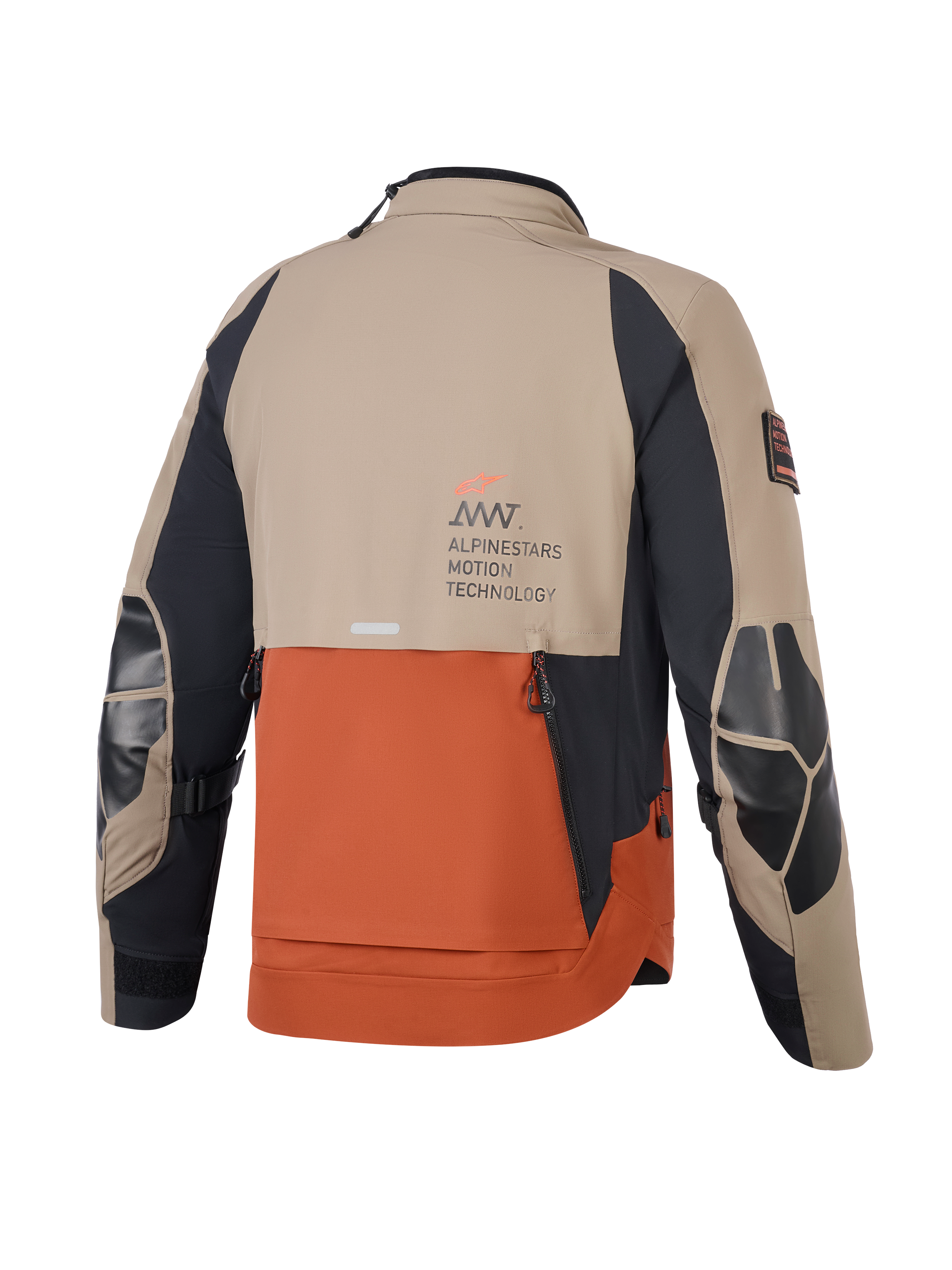 Casaco Alpinestars AMT-8 Stretch Drystar® XF, Walnut Rust Black, vista traseira com painéis bege e ferrugem e mangas pretas, logótipo Alpinestars Motion Technology nas costas, reforços nos cotovelos e ventilação traseira com design de telha para motociclismo de aventura.