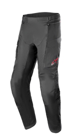 Alpinestars Andes Air Drystar Pant - Short Length, calças de motociclismo para turismo, pretas, painéis de ventilação em malha, proteção reforçada nos joelhos, bolsos cargo, pequeno logótipo vermelho na coxa esquerda, tiras de ajuste na cintura