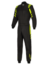 Fato Alpinestars GP Race V3 FIA, fato de automobilismo, preto e amarelo néon, vista frontal de corpo inteiro com detalhes em amarelo néon nos ombros, braços e pernas, fato de corrida profissional resistente ao fogo com logótipos Alpinestars