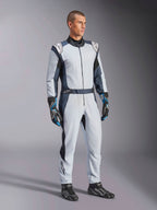 Alpinestars GP Pro Comp V2 FIA, macacão de automobilismo para homem, cinzento e azul, equipamento profissional certificado FIA.