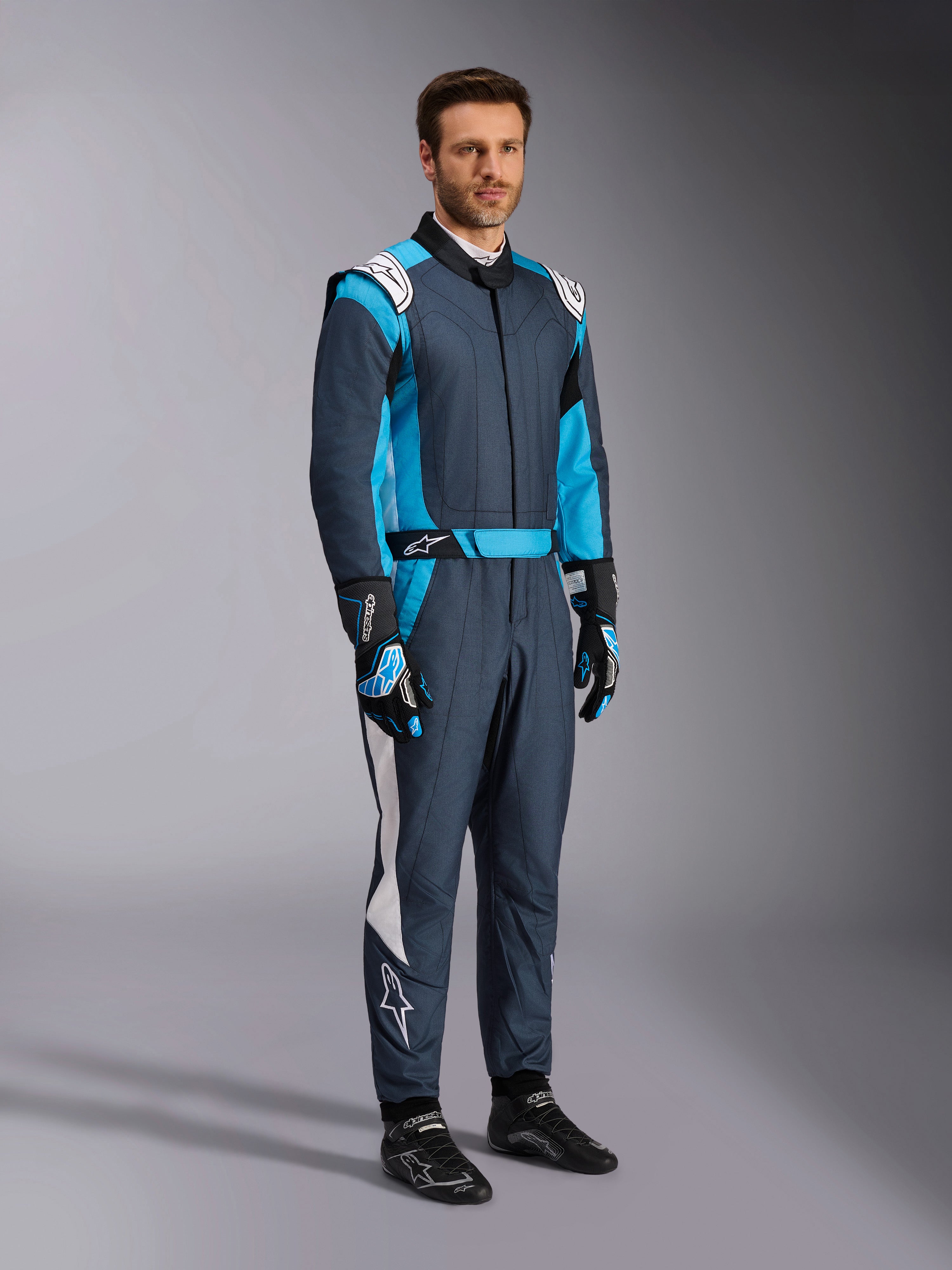 Alpinestars Macacão GP Pro Comp V2 FIA, macacão de automobilismo para homem, asfalto e ciano, certificado FIA.