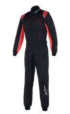 Fato Alpinestars KMX-9 V3, fato de competição de karting profissional, preto e vermelho fluo, com construção de dupla camada, painéis vermelhos fluorescentes nos ombros e parte interna dos braços, costuras de destaque vermelhas e logótipo Alpinestars branco na perna esquerda