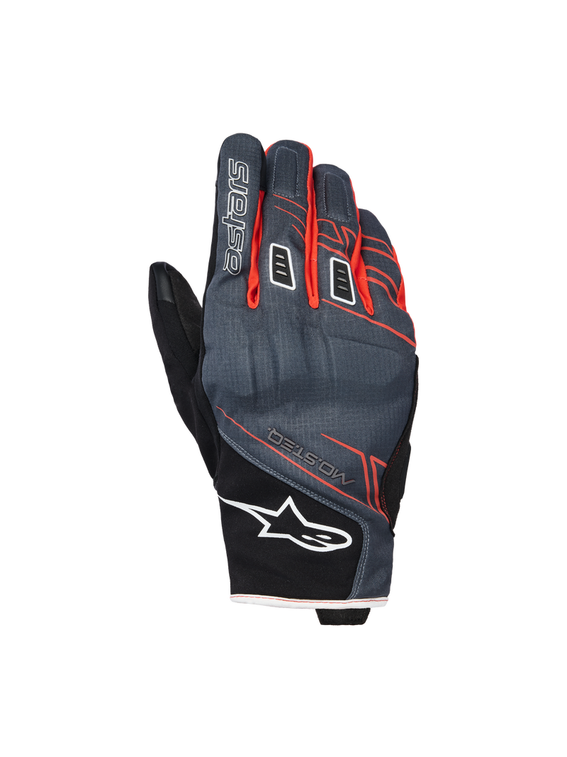 Luvas Alpinestars Moblast Waterproof, luvas de motociclismo, em antracite e preto com detalhes em laranja, design de punho curto com gráficos lineares vermelho-alaranjados, logótipo de estrela Alpinestars branco no punho e marca 'astars' no dedo, costas da mão em tecido técnico para proteção em todas as condições meteorológicas