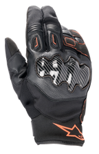Luvas Alpinestars SMX-1 Drystar®, luvas de motociclismo, pretas com detalhes em vermelho fluo, protetor de articulação com efeito de carbono, punho curto, construção em pele e tecido, membrana Drystar® impermeável