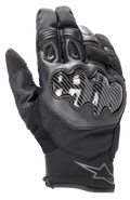 Luvas Alpinestars SMX-1 Drystar®, luvas de motociclismo pretas, com proteção dos nós dos dedos com efeito de carbono, construção em pele e têxtil, punho curto com o logótipo Alpinestars no pulso