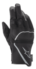 Luvas Alpinestars Syncro V2 Drystar®, luvas de motociclismo urbanas, em preto e cinzento médio, vista posterior realçando a construção têxtil e a proteção viscoelástica das articulações, design impermeável e respirável com detalhes refletores.