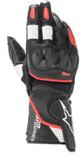 Alpinestars SP-2 V3, luvas de corrida para motociclismo, pretas com detalhes brancos e vermelho vivo, proteção rígida dos nós dos dedos em TPU, construção em couro perfurado no punho, painéis em acordeão brancos nos dedos e logótipo proeminente da série GP